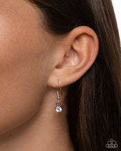 Load image into Gallery viewer, Paparazzi Twirling Triad - Purple Necklace