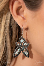 Load image into Gallery viewer, Paparazzi The April - 2023 Zi Collection Necklace