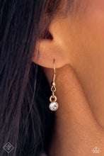 Load image into Gallery viewer, Paparazzi Now SEA Here - Gold Necklace