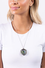 Load image into Gallery viewer, Paparazzi Flowering Fantasy - Green Necklace
