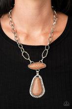 Load image into Gallery viewer, Paparazzi Rural Rapture - Brown Necklace