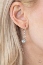 Load image into Gallery viewer, Paparazzi - Chroma Drama - Black Necklace