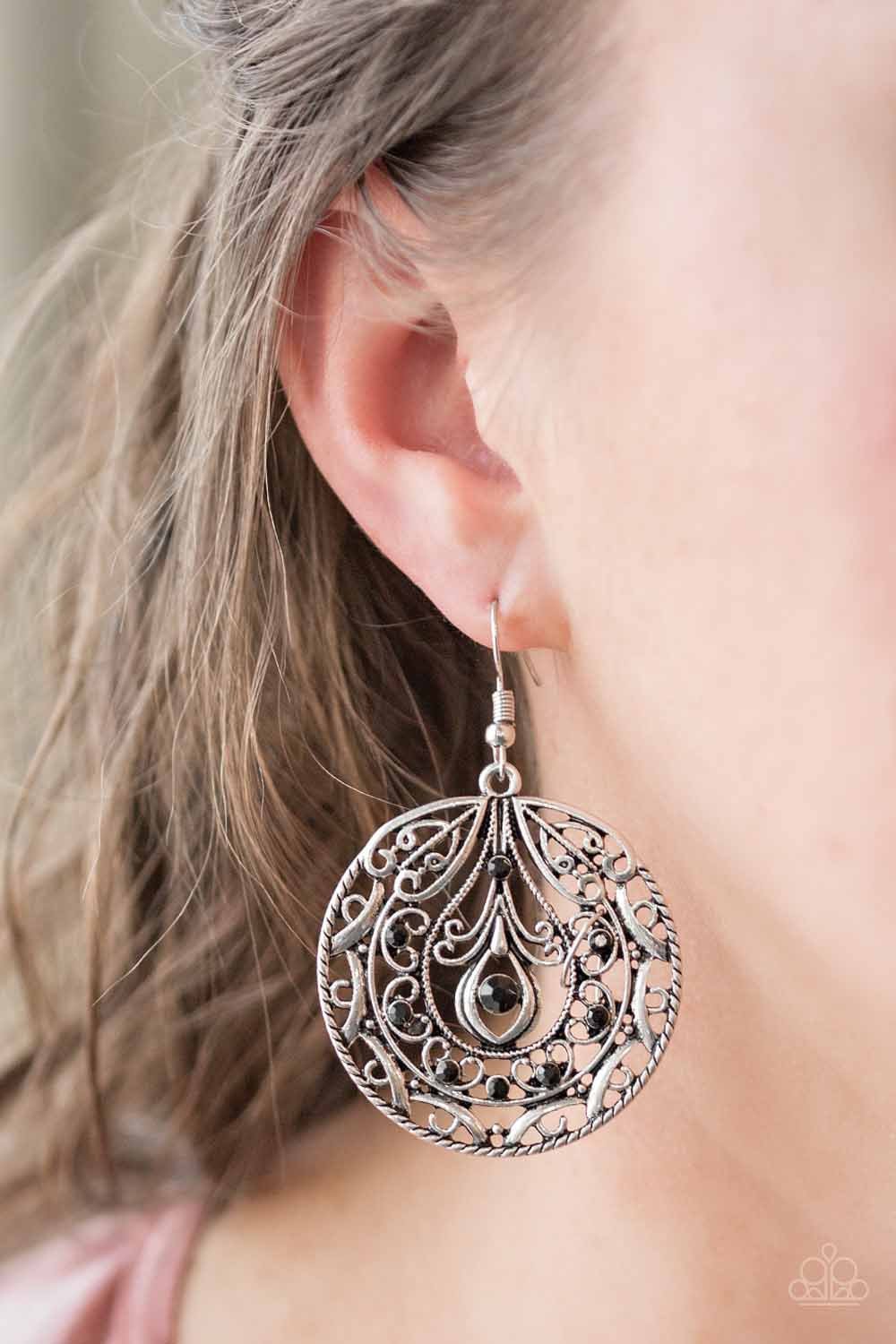 Paparazzi Choose To Sparkle - Black Earrings