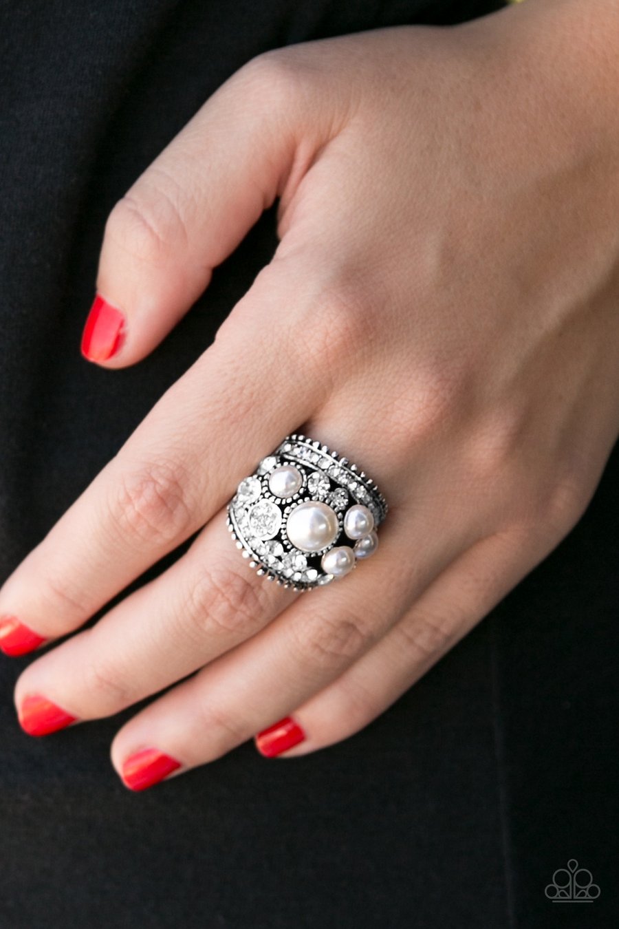 Paparazzi Money On My Mind - White Pearl Ring