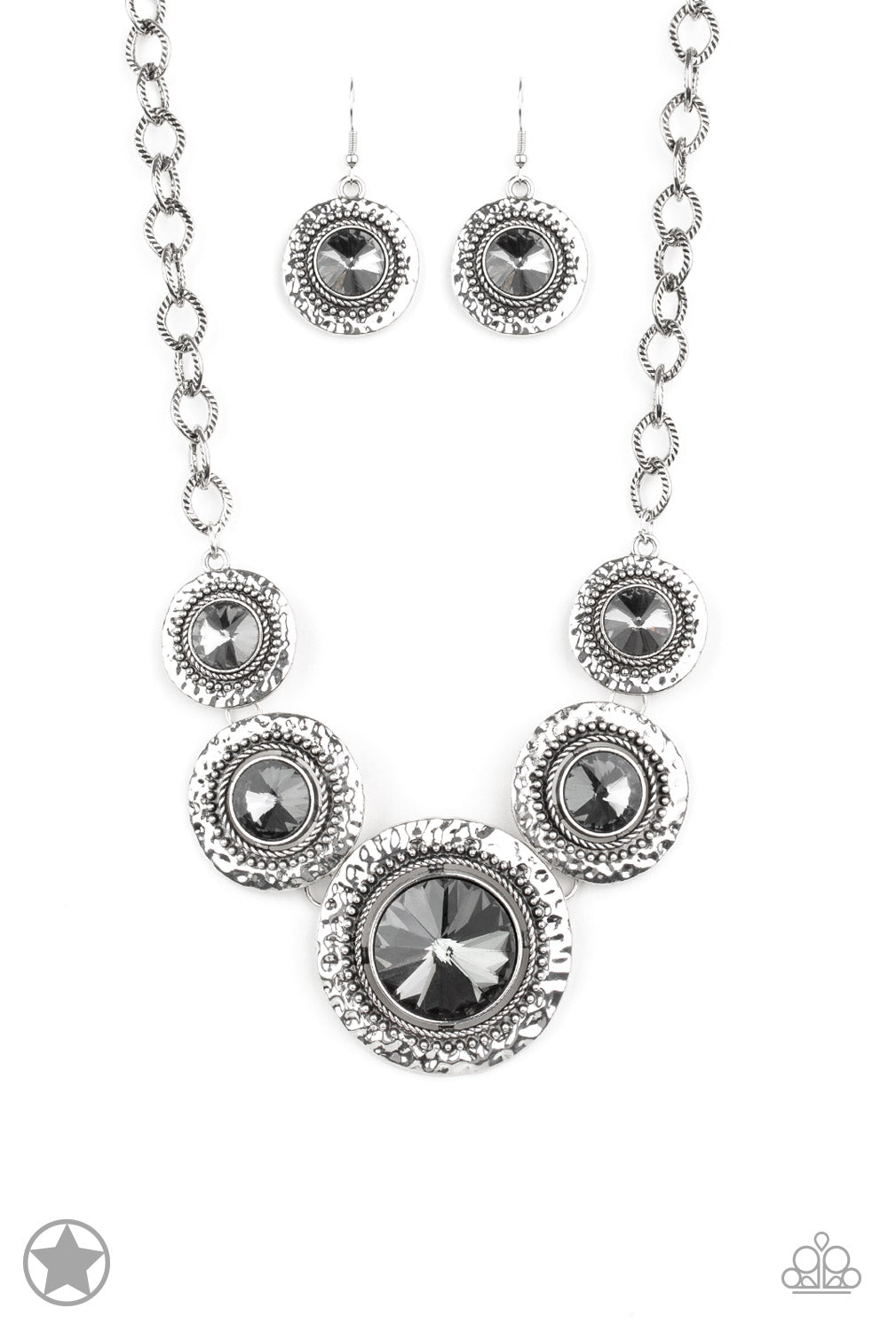 Paparazzi Global Glamour- Rhinestone Necklace