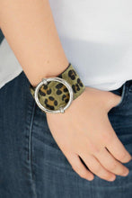 Load image into Gallery viewer, Paparazzi Asking FUR Trouble - Green Bracelet
