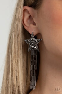Paparazzi Superstar Solo - Black Earrings