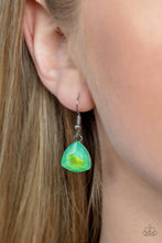 Load image into Gallery viewer, Paparazzi Dreamy Drama - Green Necklace
