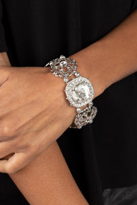 Paparazzi Gilded Gallery - White Bracelet