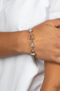 Paparazzi Cluelessly Crushing - Multi Bracelet