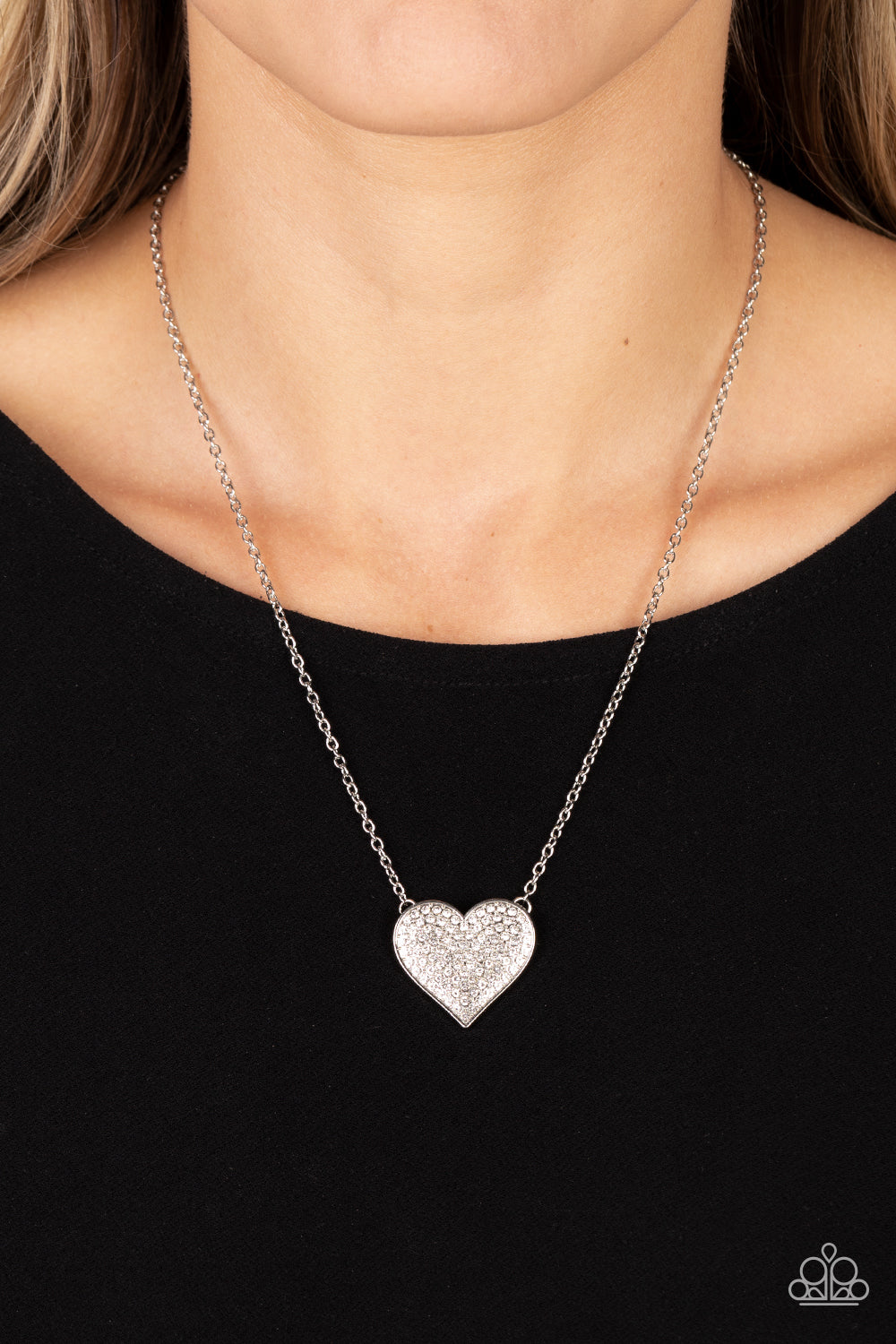 Paparazzi Spellbinding Sweetheart - White Heart Necklace