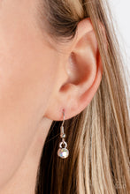 Load image into Gallery viewer, Paparazzi Stardust Saucer - White Necklace
