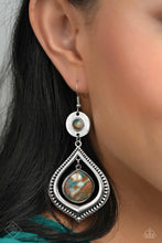 Load image into Gallery viewer, Paparazzi Cuz I CLAN - Brown Earrings
