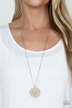 Load image into Gallery viewer, Paparazzi Botanical Bling - Rose Gold Necklace
