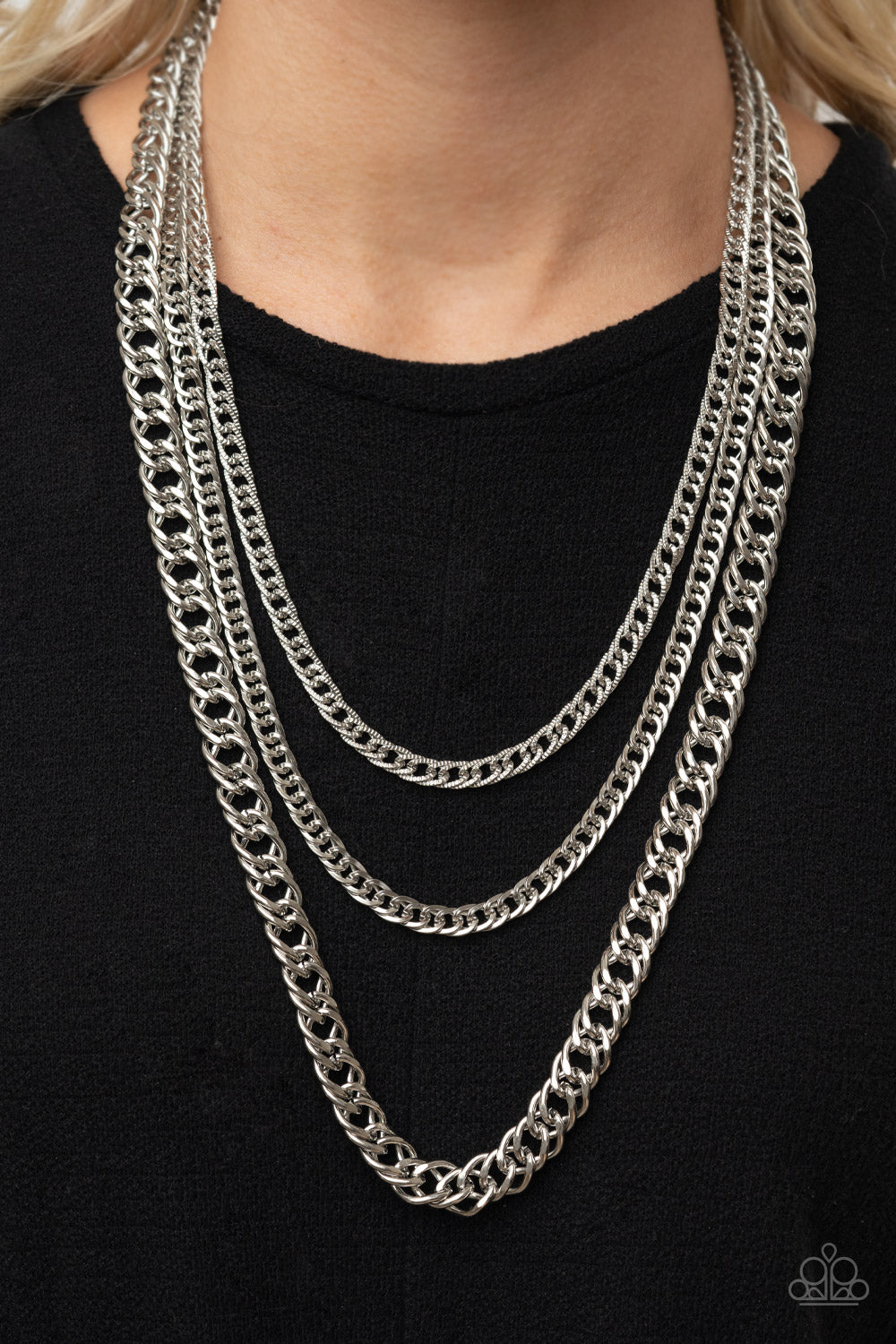 Paparazzi Chain of Champions - Silver Chain Necklace