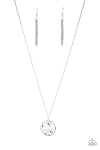 Paparazzi Dauntless Diva - Gem Necklace