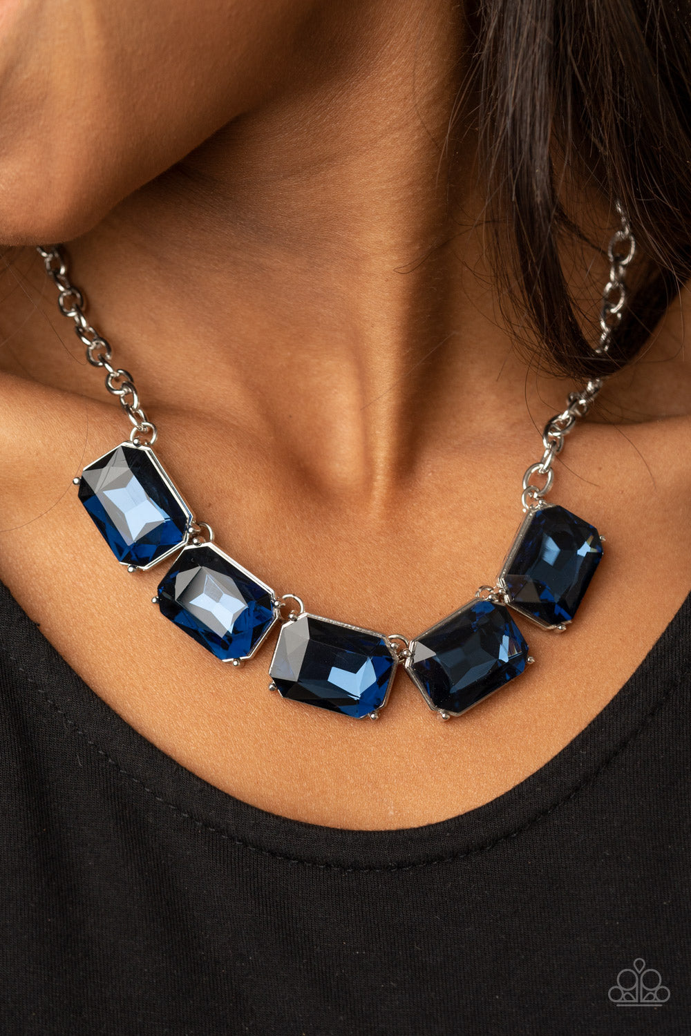 Paparazzi Deep Freeze Diva - Blue Necklace
