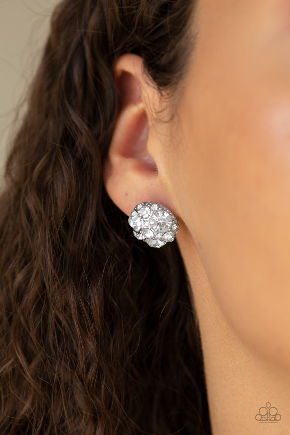 Paparazzi Diamond Daze - White Post Earrings