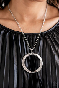Paparazzi Artistically Adorned - White Bracelet