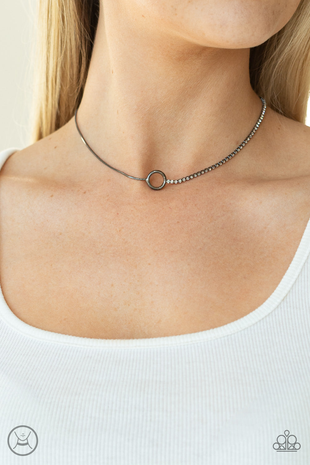 Paparazzi Gotta Split - Black Choker Necklace