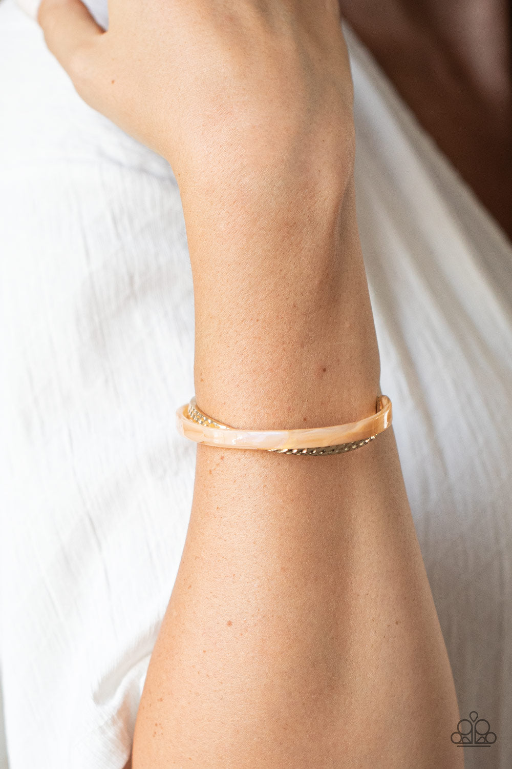 Paparazzi HAUTE On The Trail - Gold Acrylic Bracelet