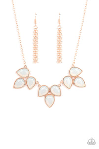 Paparazzi Prairie Fairytale - Rose Gold/White Necklace