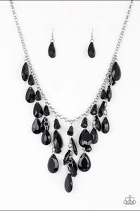 Paparazzi Irresistible Iridescent - Black Necklace