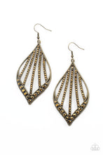 Load image into Gallery viewer, Paparazzi Showcase Sparkle - Brass Earrings
