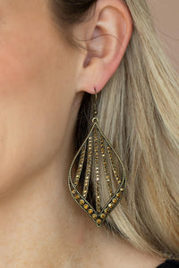 Paparazzi Showcase Sparkle - Brass Earrings