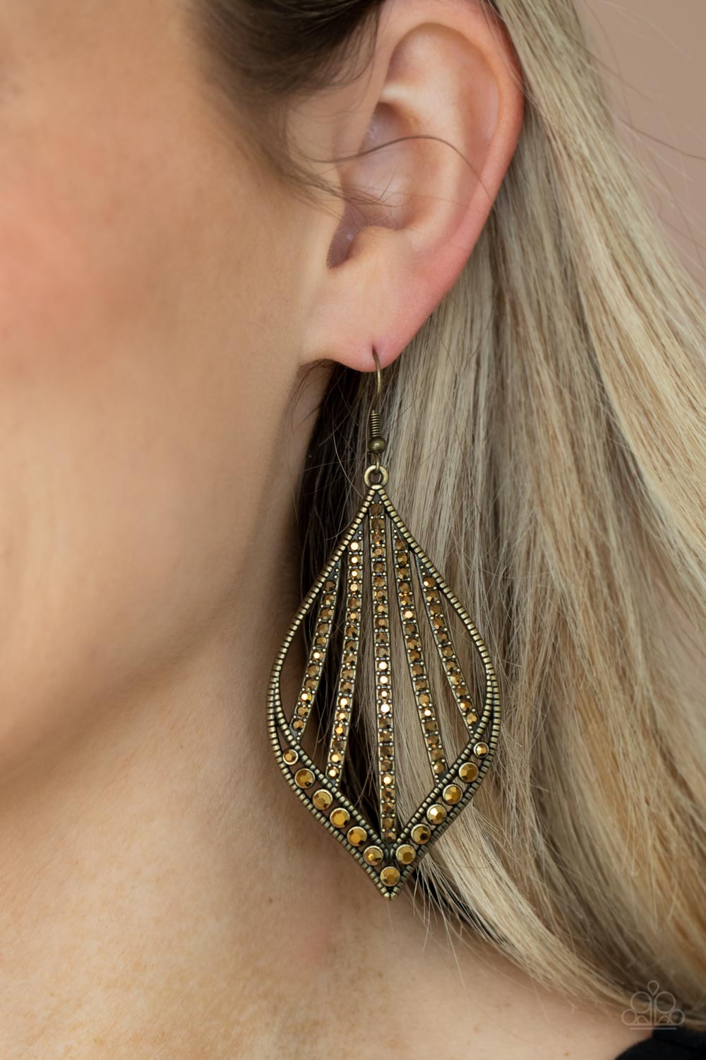 Paparazzi Showcase Sparkle - Brass Earrings