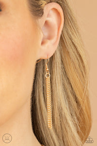 Paparazzi Subtly Stunning - Gold Layered Necklace