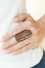 Load image into Gallery viewer, Paparazzi Tiki Trail - Copper Ring

